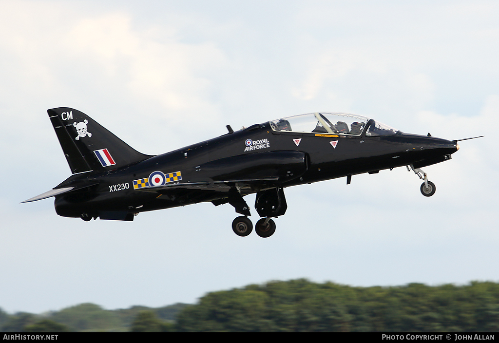 Aircraft Photo of XX230 | British Aerospace Hawk T.1A | UK - Air Force | AirHistory.net #95743