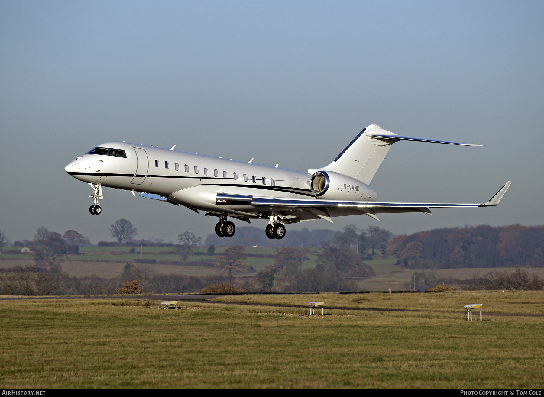 Aircraft Photo of M-VANG | Bombardier Global Express (BD-700-1A10) | AirHistory.net #95788