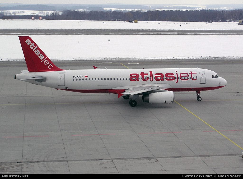 Aircraft Photo of TC-OGK | Airbus A320-232 | Atlasjet Airlines | AirHistory.net #96258