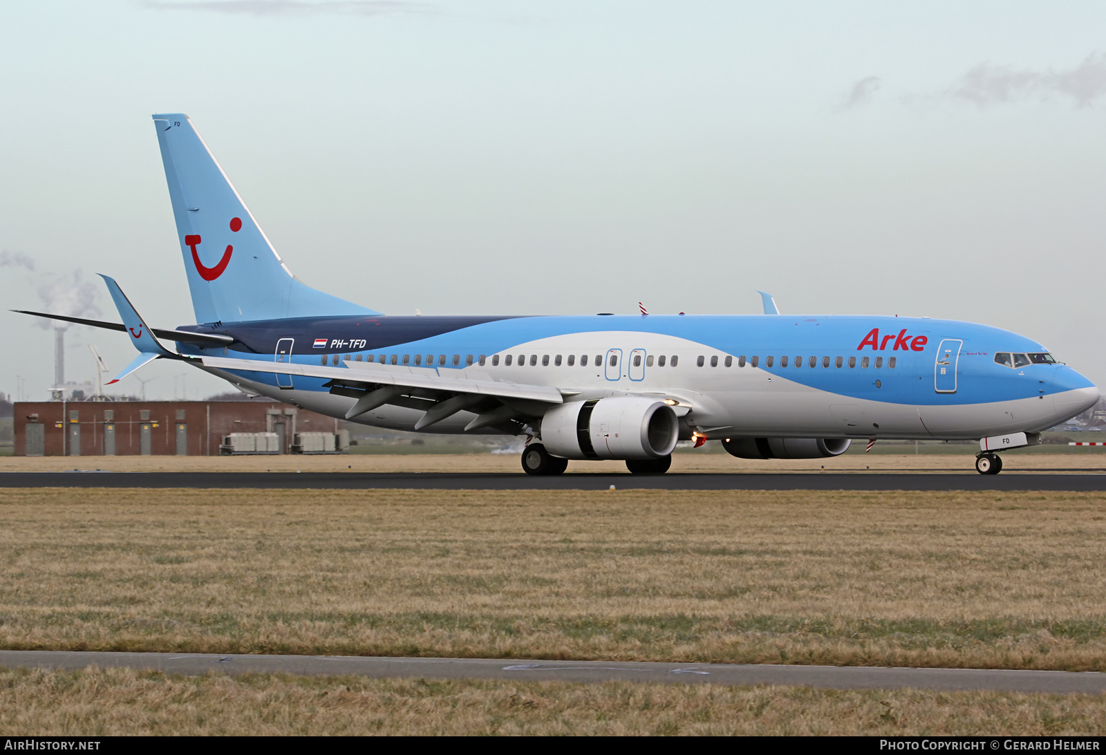 Aircraft Photo of PH-TFD | Boeing 737-86N | Arke | AirHistory.net #96284