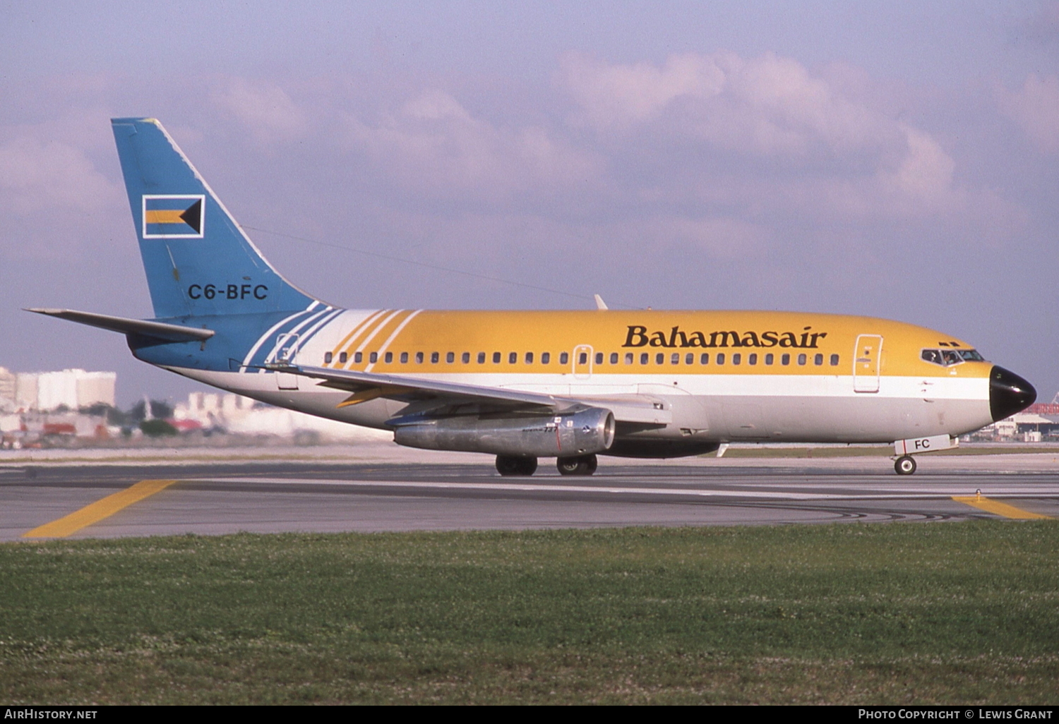 Aircraft Photo of C6-BFC | Boeing 737-2L9/Adv | Bahamasair | AirHistory.net #96461