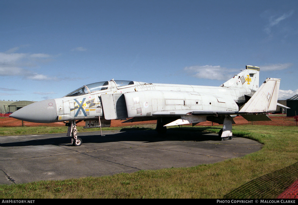 Aircraft Photo of XT867 | McDonnell Douglas F-4K Phantom FG1 | UK - Air Force | AirHistory.net #96514