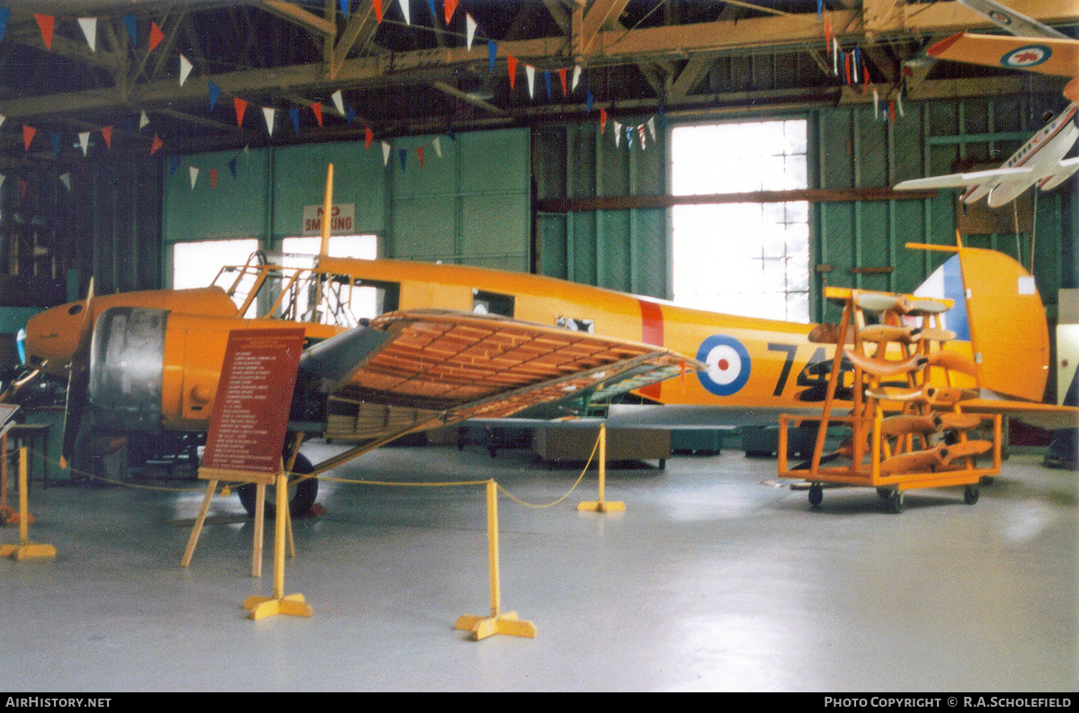 Aircraft Photo of 12587 / 7401 | Avro 652A Anson V | Canada - Air Force | AirHistory.net #96653