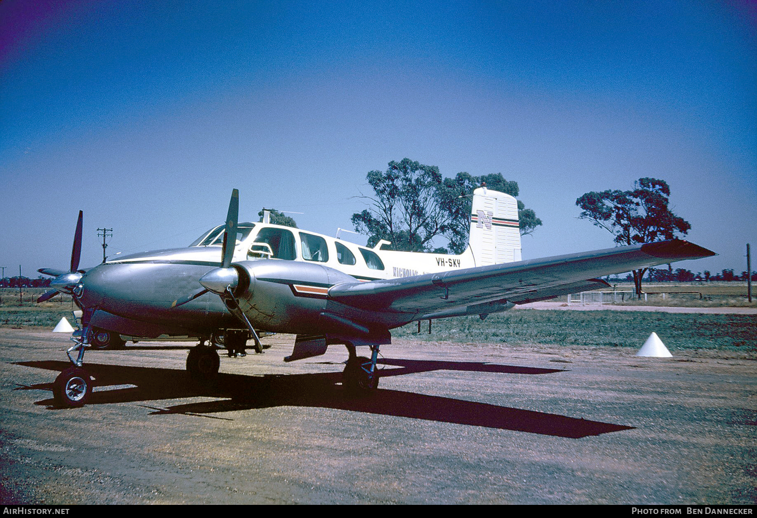 Aircraft Photo of VH-SKY | Beech D50A Twin Bonanza | Nicholas Skyways | AirHistory.net #96788