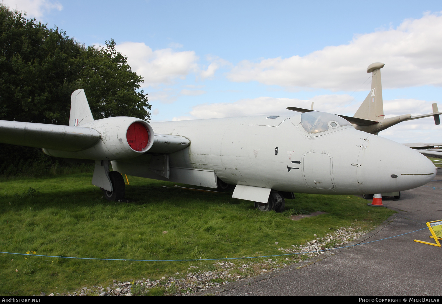 Aircraft Photo of WH846 | English Electric Canberra T4 | UK - Air Force | AirHistory.net #96800