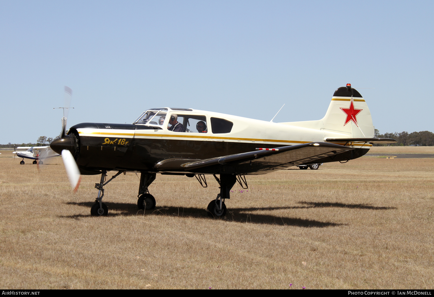 Aircraft Photo of VH-YYZ | Yakovlev Yak-18T | AirHistory.net #96847