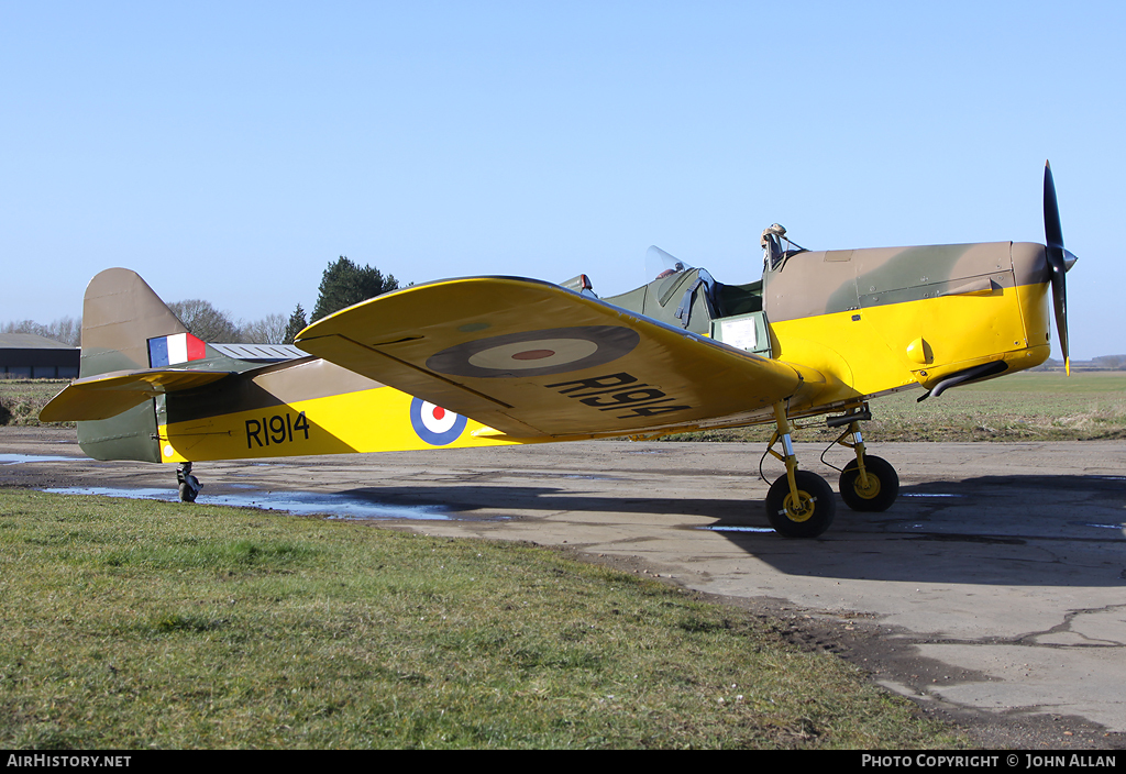 Aircraft Photo of G-AHUJ / R1914 | Miles M.14A Hawk Trainer 3 | UK - Air Force | AirHistory.net #96926