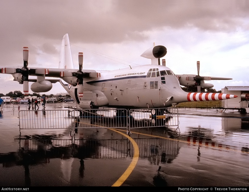 Aircraft Photo of XV208 | Lockheed C-130K Hercules W2 (L-382) | UK - Air Force | AirHistory.net #97003