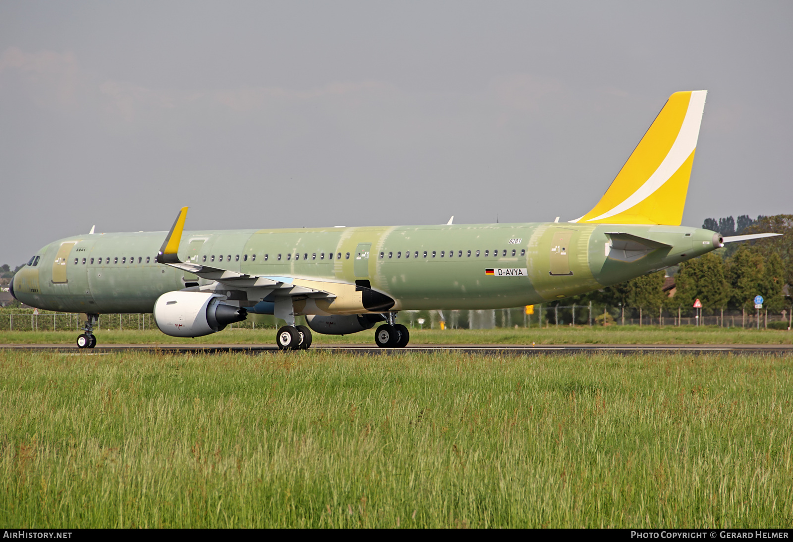 Aircraft Photo of D-AVYA | Airbus A321-211 | AirHistory.net #97072