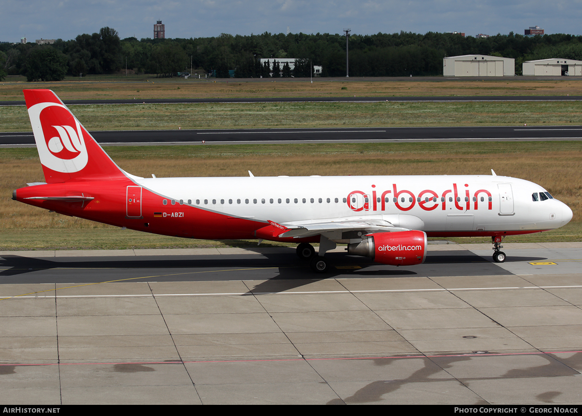 Aircraft Photo of D-ABZI | Airbus A320-216 | Air Berlin | AirHistory.net #97077