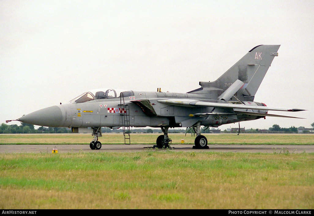 Aircraft Photo of ZH556 | Panavia Tornado F3(T) | UK - Air Force | AirHistory.net #97111