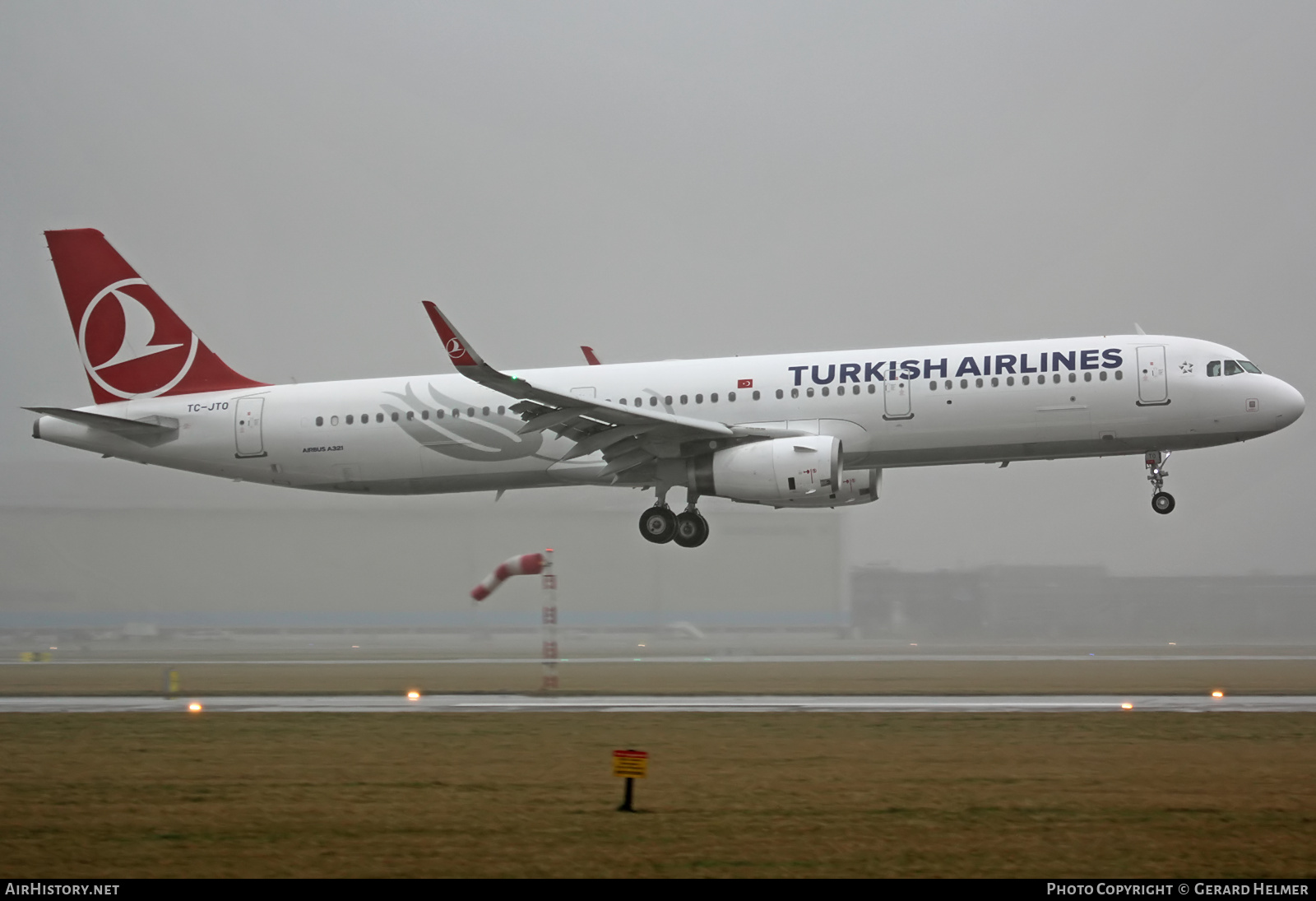 Aircraft Photo of TC-JTO | Airbus A321-231 | Turkish Airlines | AirHistory.net #97119