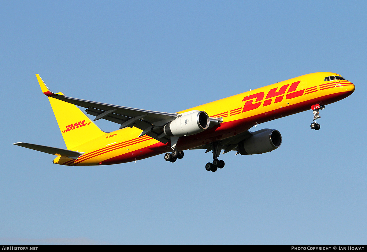 Aircraft Photo of G-DHKM | Boeing 757-223(PCF) | DHL International | AirHistory.net #97148