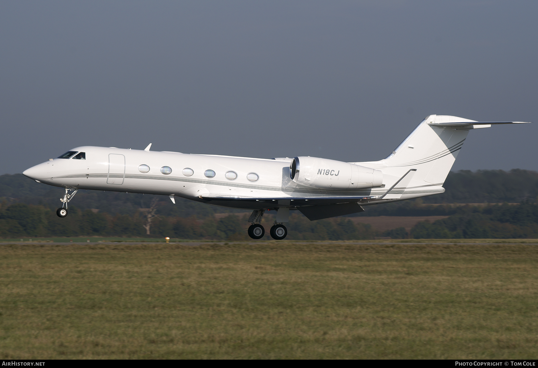 Aircraft Photo of N18CJ | Gulfstream Aerospace G-IV-X Gulfstream G450 | AirHistory.net #97229