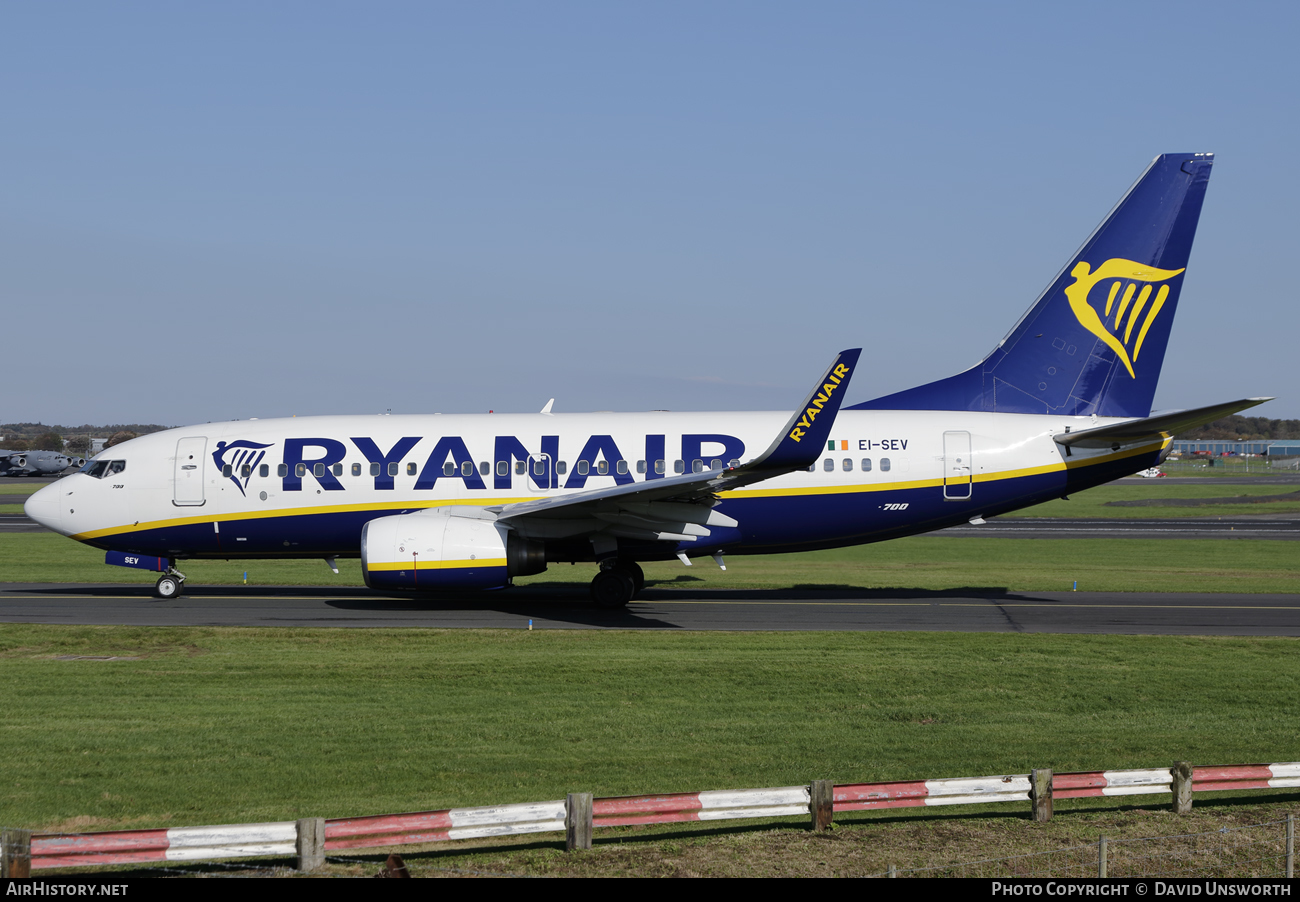 Aircraft Photo of EI-SEV | Boeing 737-73S | Ryanair | AirHistory.net #97267