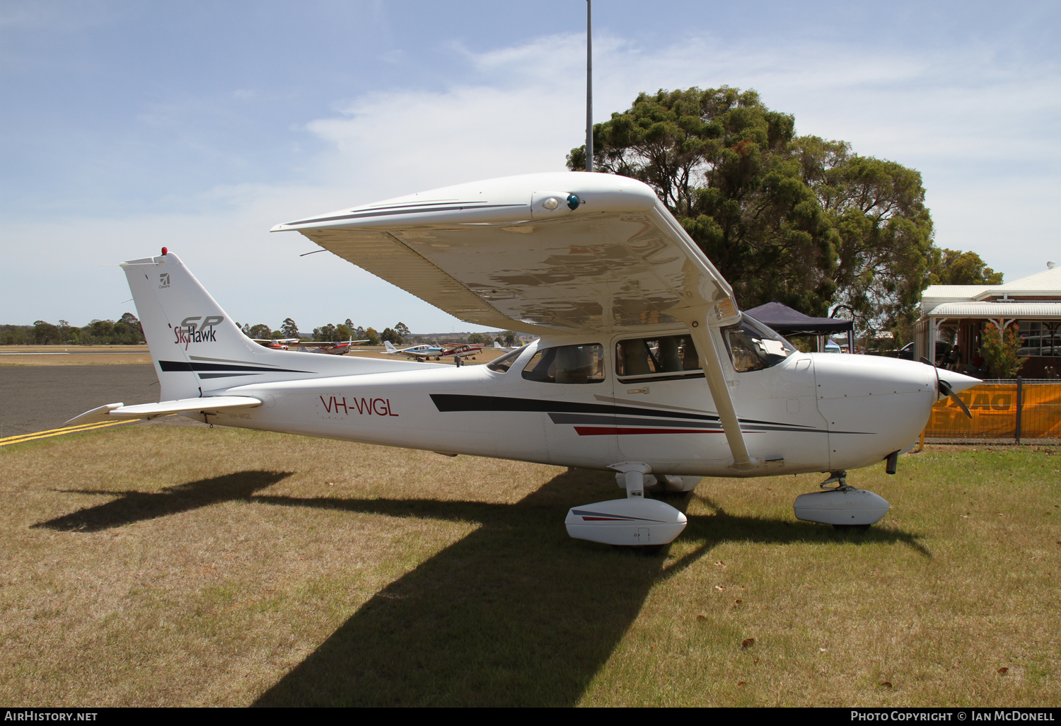 Aircraft Photo of VH-WGL | Cessna 172S Skyhawk SP | AirHistory.net #97329