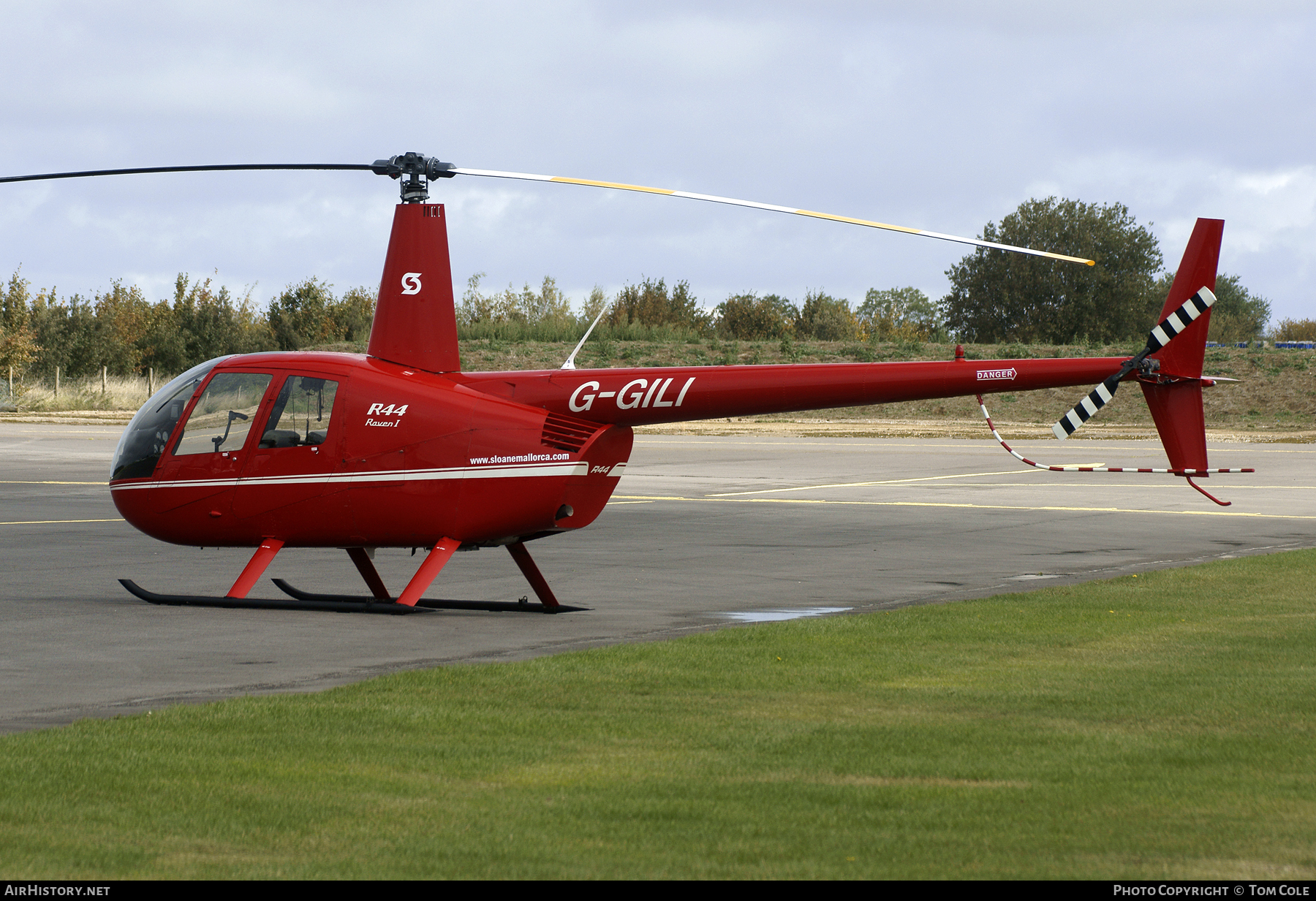 Aircraft Photo of G-GILI | Robinson R-44 Raven I | AirHistory.net #97352