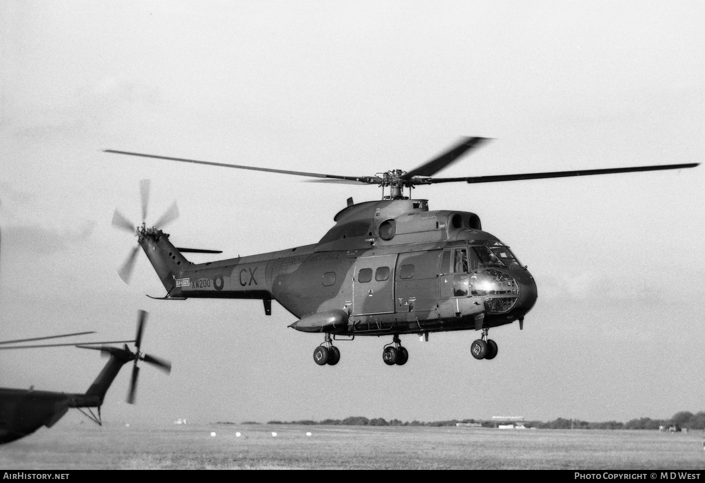 Aircraft Photo of XW200 | Aerospatiale SA-330E Puma HC1 | UK - Air Force | AirHistory.net #97414