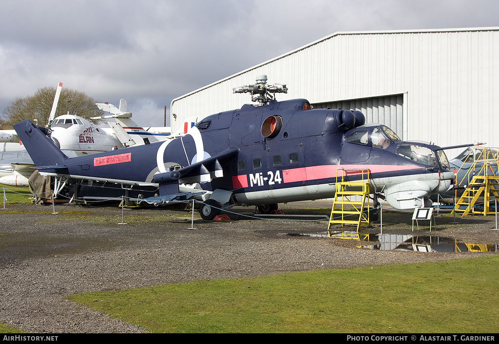 Aircraft Photo of 06 red | Mil Mi-24D | AirHistory.net #97554