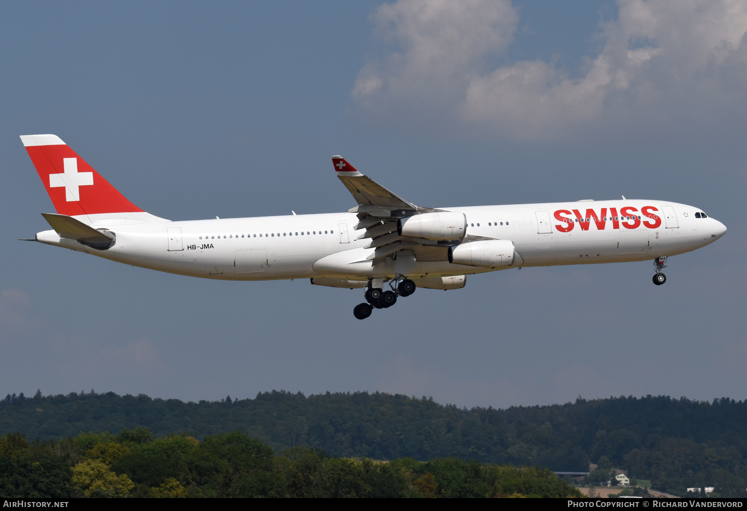 Aircraft Photo of HB-JMA | Airbus A340-313 | Swiss International Air Lines | AirHistory.net #97631