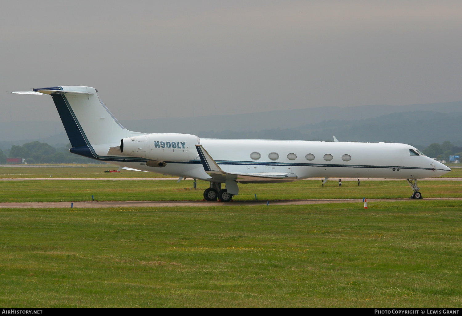 Aircraft Photo of N900LY | Gulfstream Aerospace G-V Gulfstream V | AirHistory.net #97678