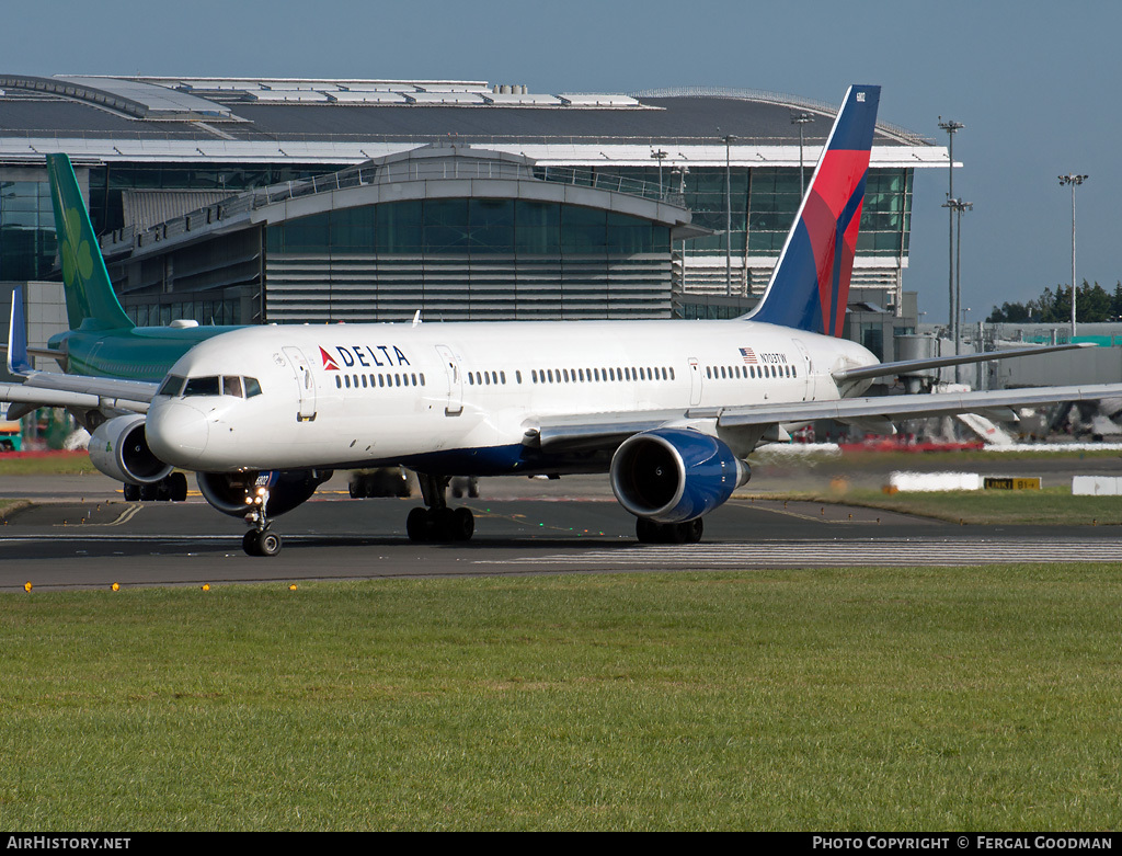 Aircraft Photo of N703TW | Boeing 757-2Q8 | Delta Air Lines | AirHistory.net #97861