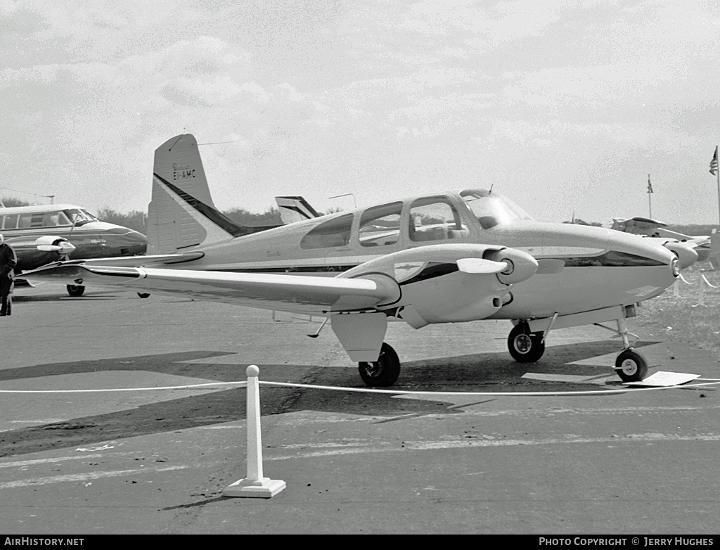 Aircraft Photo of EI-AMC | Beech B95A Travel Air | AirHistory.net #98042