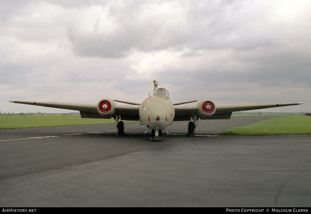 Aircraft Photo of XH169 | English Electric Canberra PR9 | UK - Air Force | AirHistory.net #98123