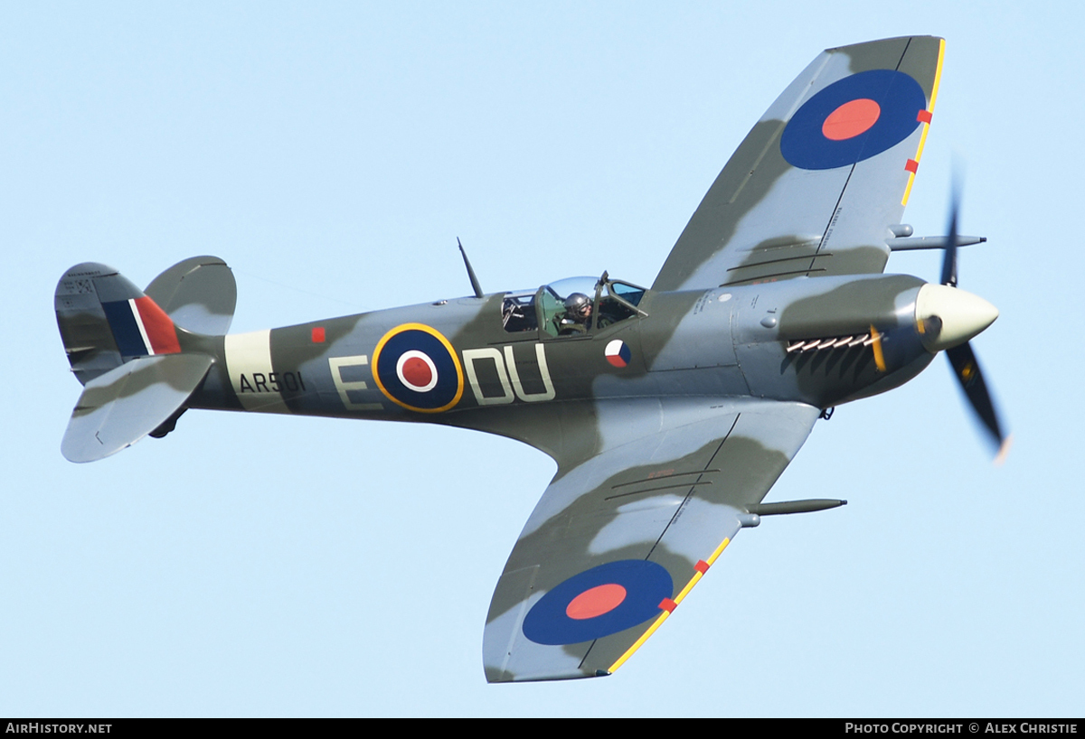 Aircraft Photo of G-AWII / AR501 | Supermarine 349 Spitfire LF5C | UK - Air Force | AirHistory.net #98128