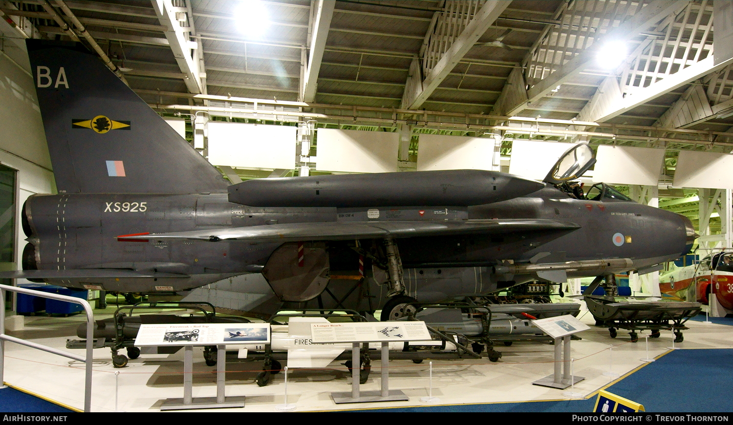 Aircraft Photo of XS925 | English Electric Lightning F6 | UK - Air Force | AirHistory.net #98173