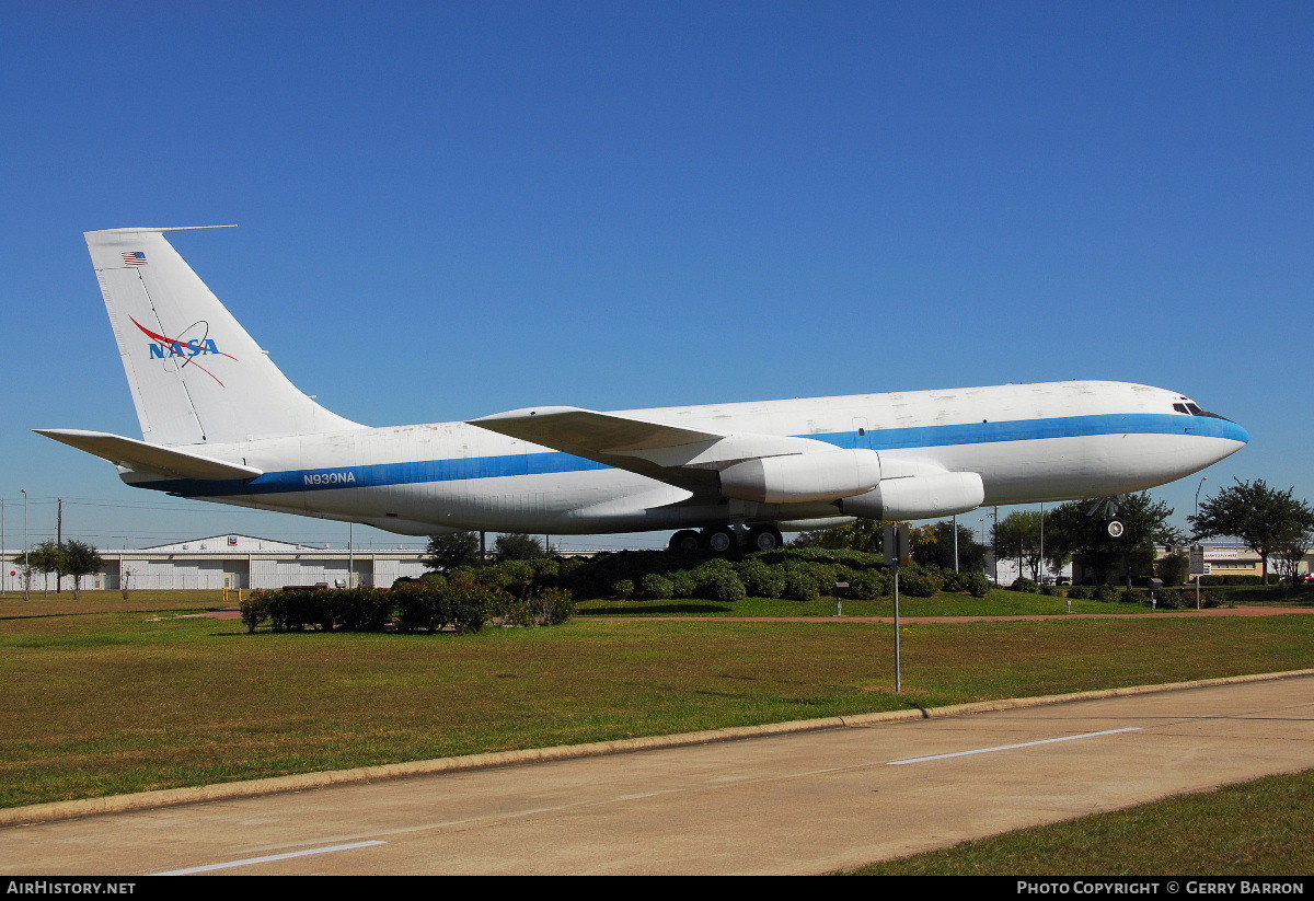 Aircraft Photo of N930NA | Boeing KC-135A Stratotanker | NASA - National Aeronautics and Space Administration | AirHistory.net #98394