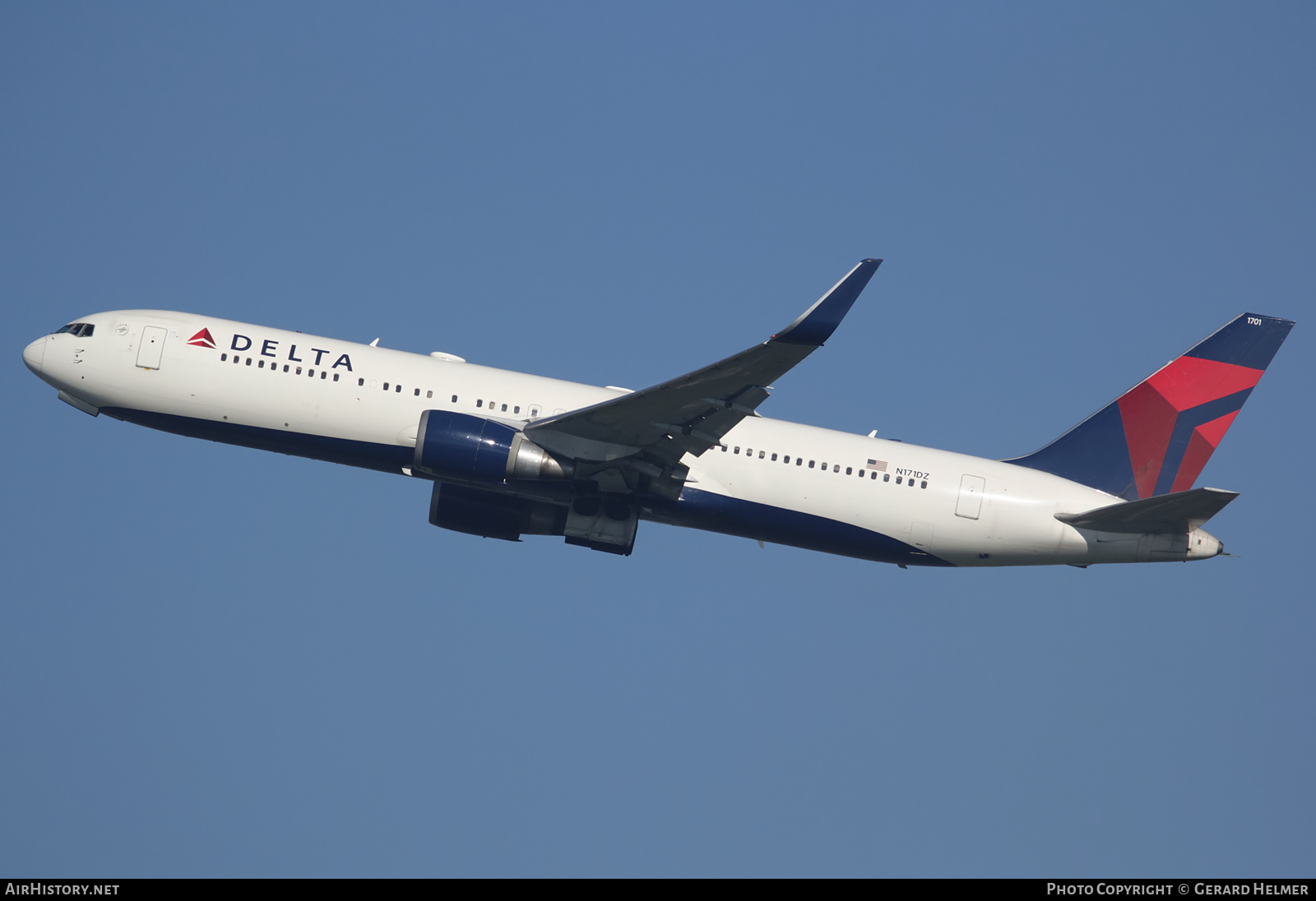 Aircraft Photo of N171DZ | Boeing 767-332/ER | Delta Air Lines | AirHistory.net #98445