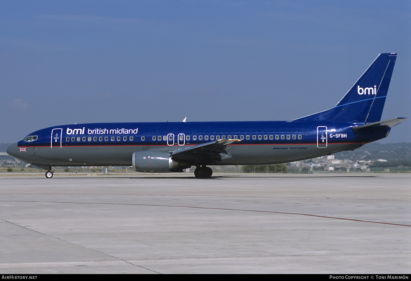 Aircraft Photo of G-SFBH | Boeing 737-46N | BMI - British Midland International | AirHistory.net #98454