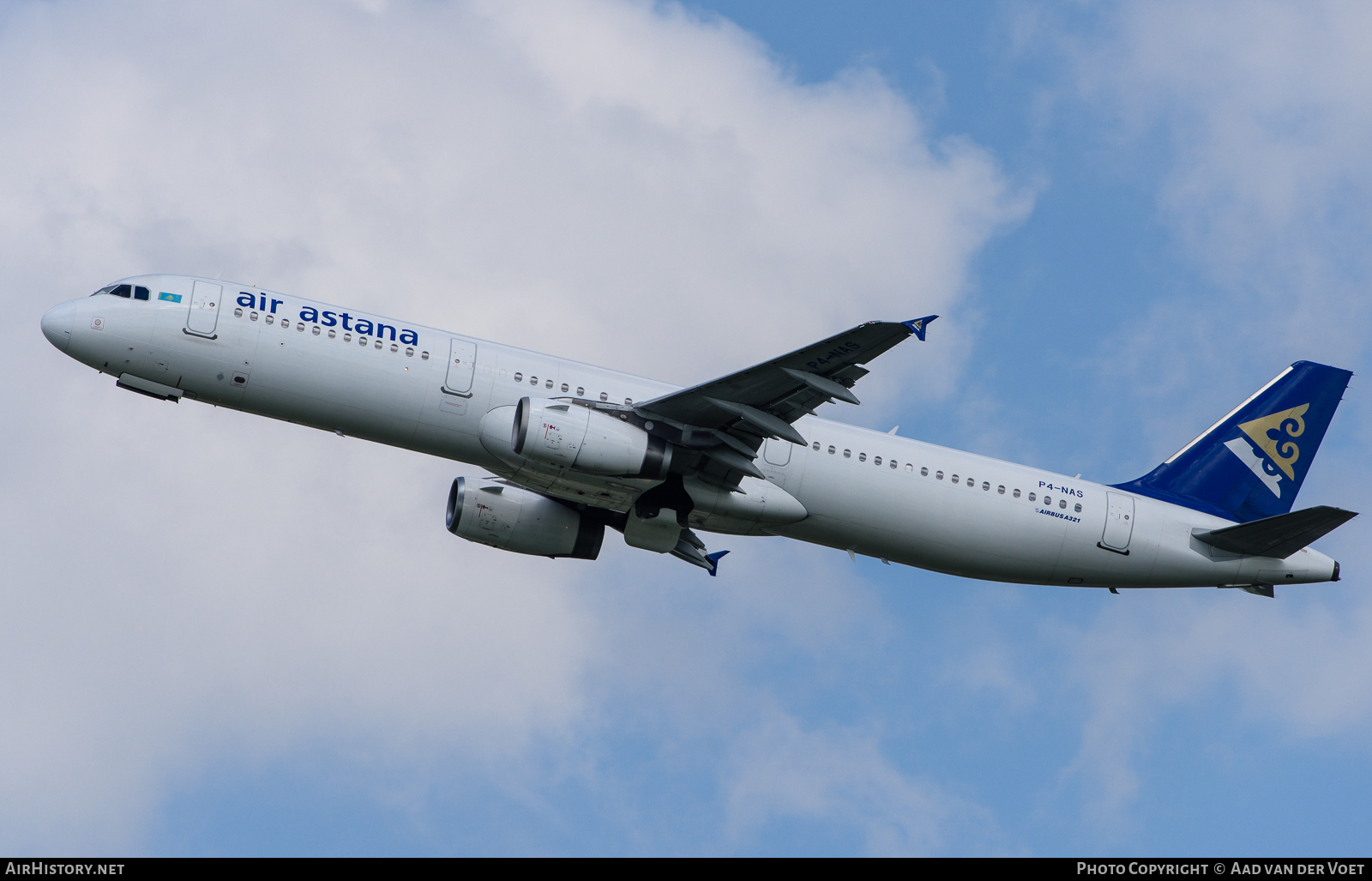 Aircraft Photo of P4-NAS | Airbus A321-131 | Air Astana | AirHistory.net #98460