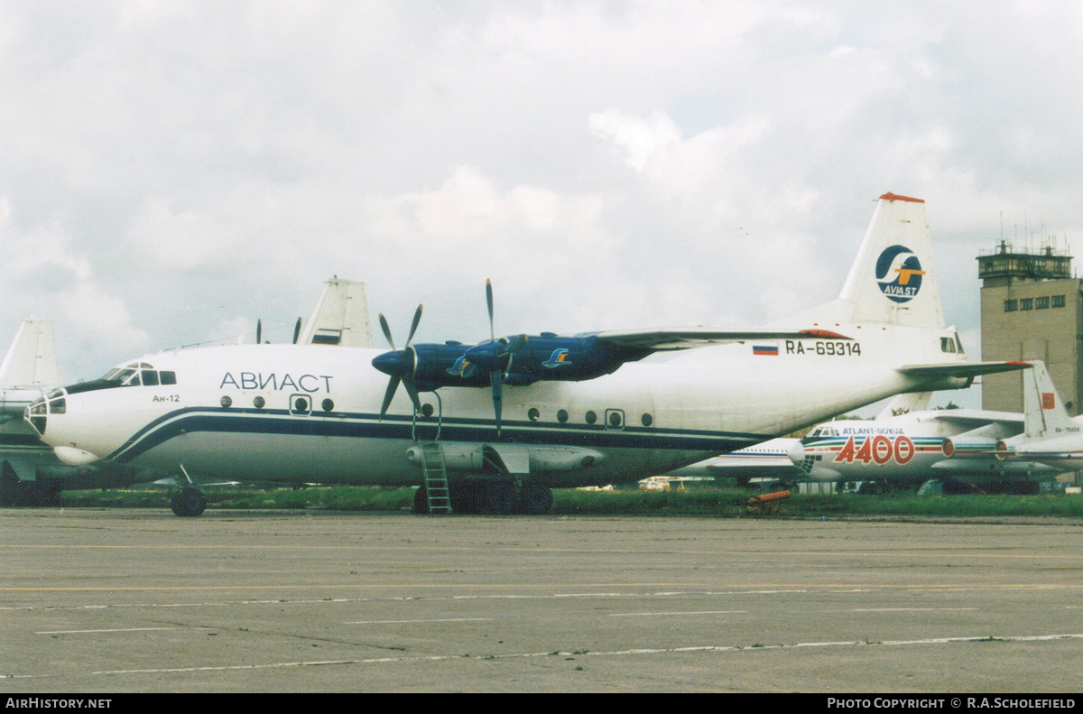 Aircraft Photo of RA-69314 | Antonov An-12BP | Aviast | AirHistory.net #98467