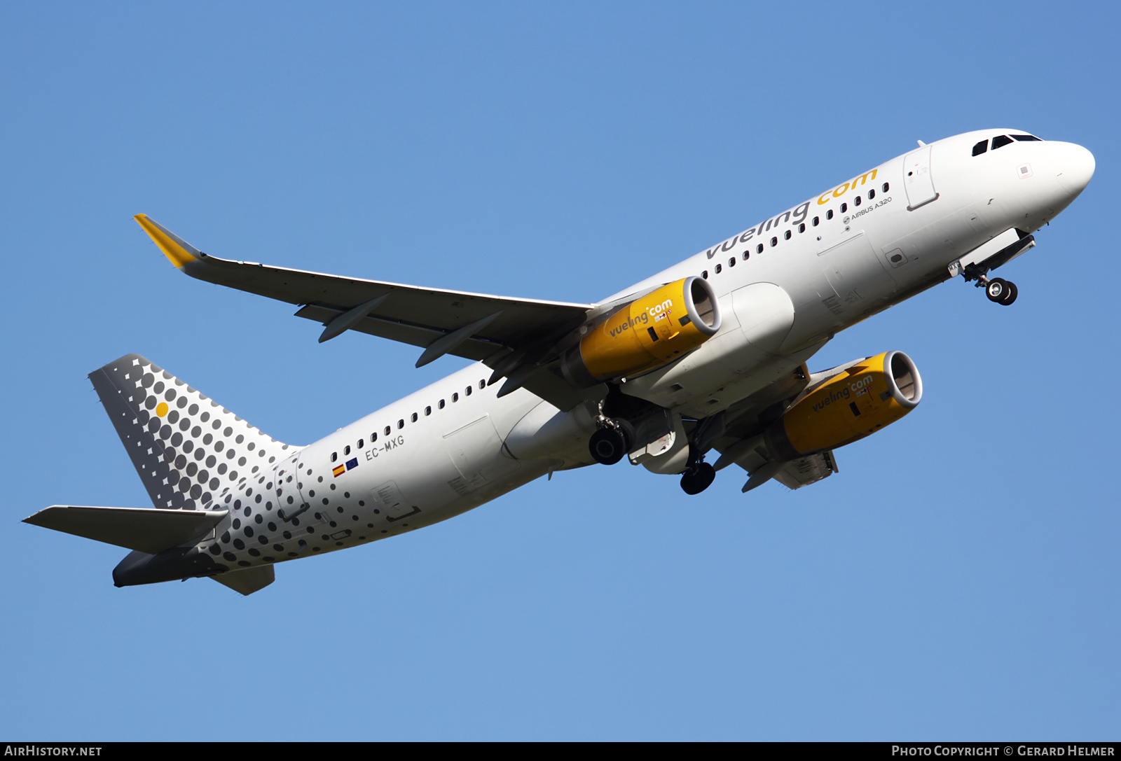 Aircraft Photo of EC-MXG | Airbus A320-232 | Vueling Airlines | AirHistory.net #98475