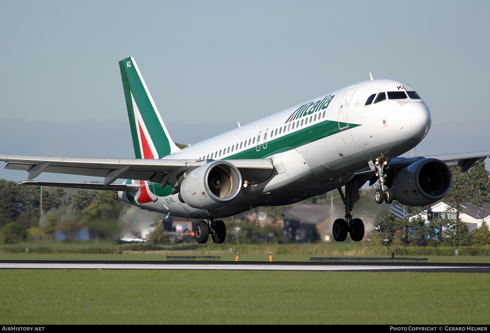 Aircraft Photo of EI-IKL | Airbus A320-214 | Alitalia | AirHistory.net #98573