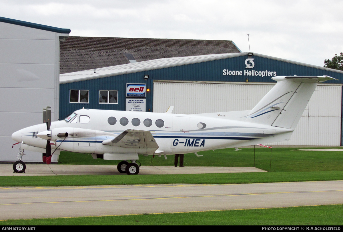 Aircraft Photo of G-IMEA | Beech 200 Super King Air | 2Excel Aviation | AirHistory.net #98578