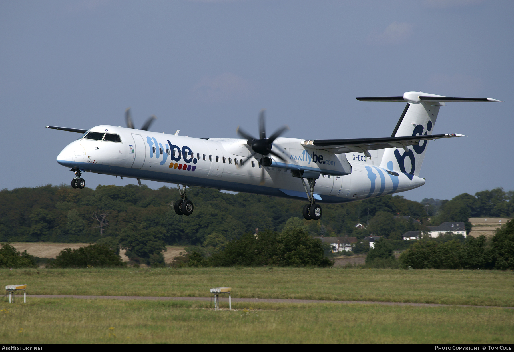 Aircraft Photo of G-ECOI | Bombardier DHC-8-402 Dash 8 | Flybe | AirHistory.net #98971