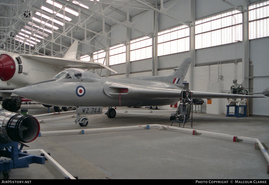 Aircraft Photo of WZ744 | Avro 707C | UK - Air Force | AirHistory.net #99024