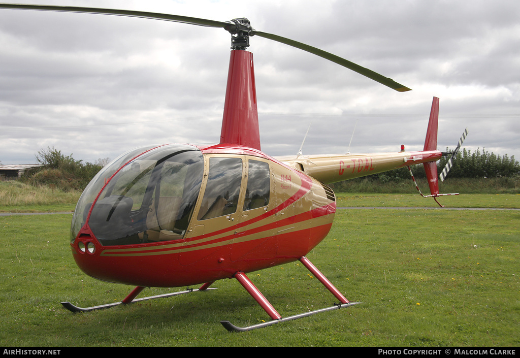 Aircraft Photo of G-TCAL | Robinson R-44 Raven II | AirHistory.net #99071