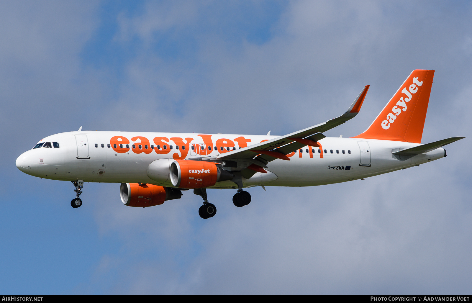 Aircraft Photo of G-EZWM | Airbus A320-214 | EasyJet | AirHistory.net #99081