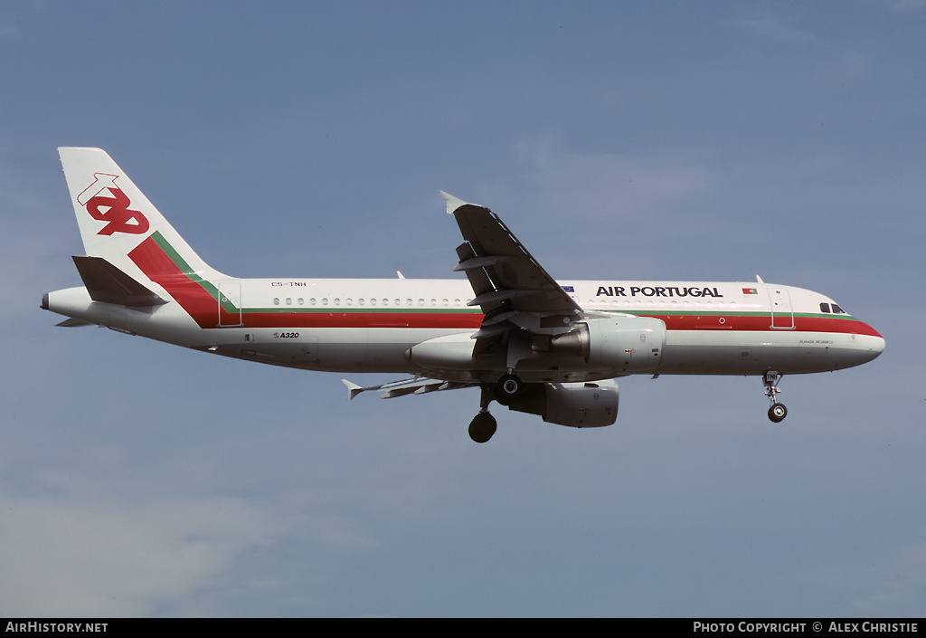 Aircraft Photo of CS-TNH | Airbus A320-214 | TAP Air Portugal | AirHistory.net #99099