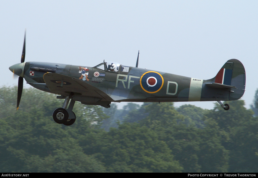 Aircraft Photo of AB910 | Supermarine 349 Spitfire LF5B | UK - Air Force | AirHistory.net #99115