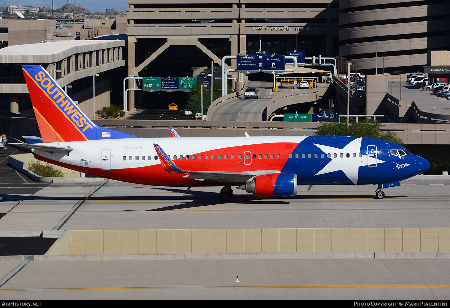 Aircraft Photo of N352SW | Boeing 737-3H4 | Southwest Airlines | AirHistory.net #99165