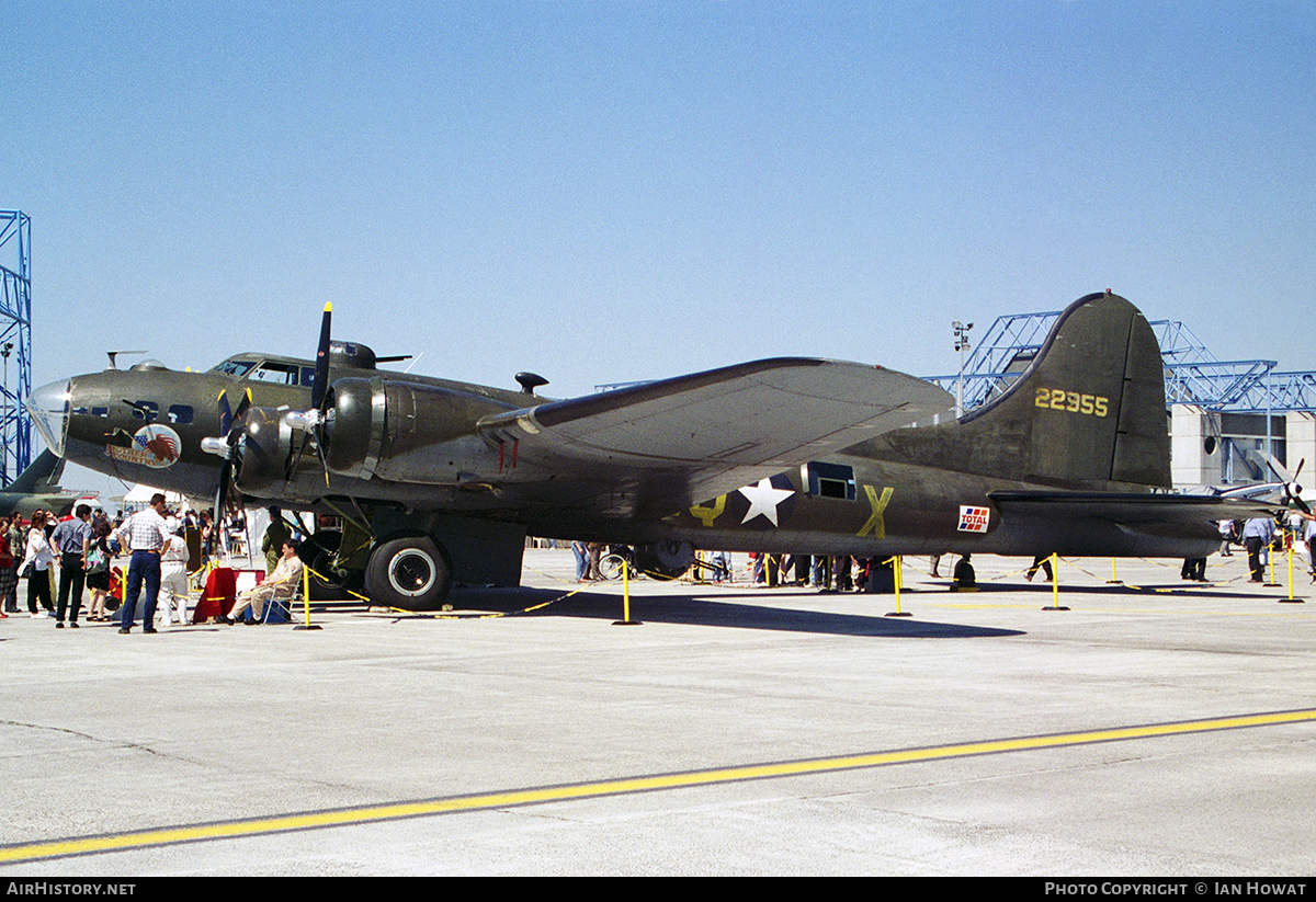 Aircraft Photo of F-AZDX / 22955 | Boeing B-17G Flying Fortress | USA - Air Force | AirHistory.net #99363
