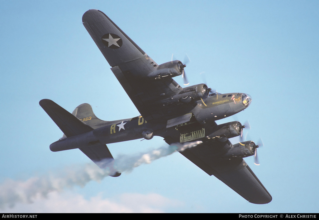 Aircraft Photo of G-BEDF | Boeing B-17G Flying Fortress | USA - Air Force | AirHistory.net #99401