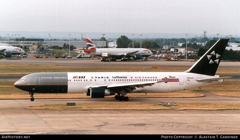 Aircraft Photo of N653UA | Boeing 767-322/ER | United Airlines | AirHistory.net #99415