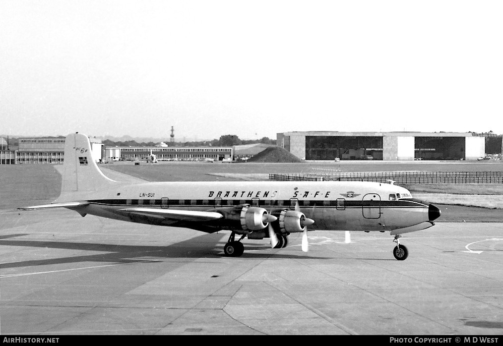 Aircraft Photo of LN-SUI | Douglas DC-6B | Braathens SAFE | AirHistory.net #99422
