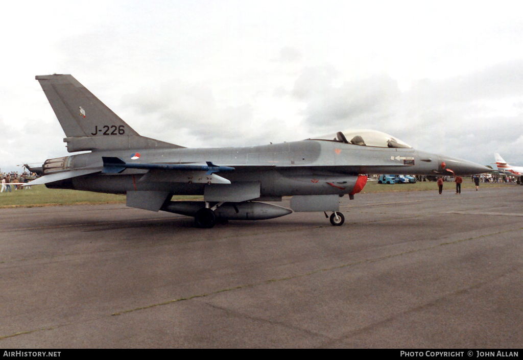 Aircraft Photo of J-226 | General Dynamics F-16A Fighting Falcon | Netherlands - Air Force | AirHistory.net #99538